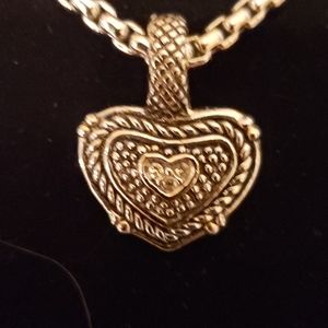 Silvertoned rope chain necklace with heart pendant